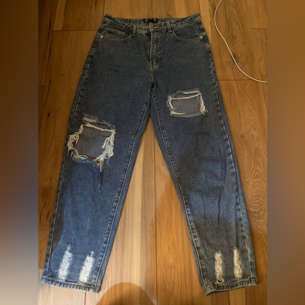 pretty little thing mom jeans!
